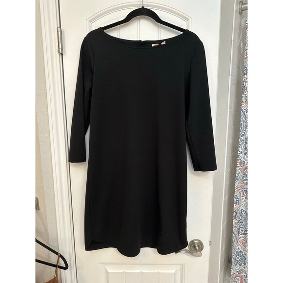 **BOGO** GAP Black dress - Picture 3 of 5